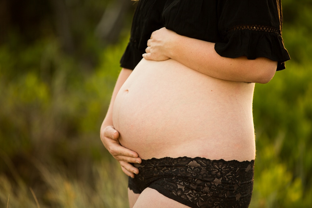 Gold Coast maternity photographer beach portraits Field + Forest Photography www.fieldandforest.com.au