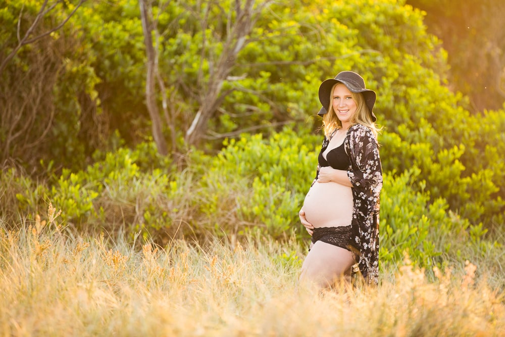 Gold Coast maternity photographer beach portraits Field + Forest Photography www.fieldandforest.com.au