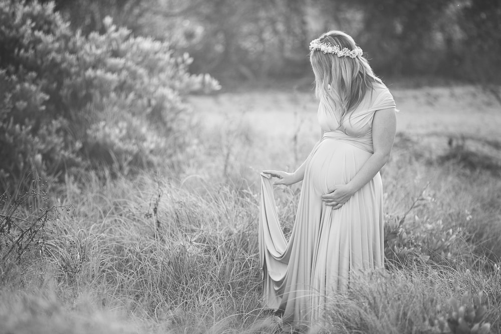 Gold Coast maternity photographer beach portraits Field + Forest Photography www.fieldandforest.com.au